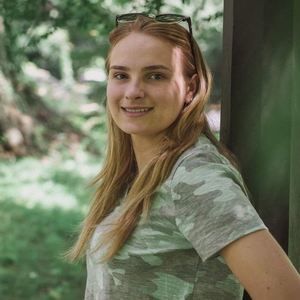 Meet your Posher, Daria